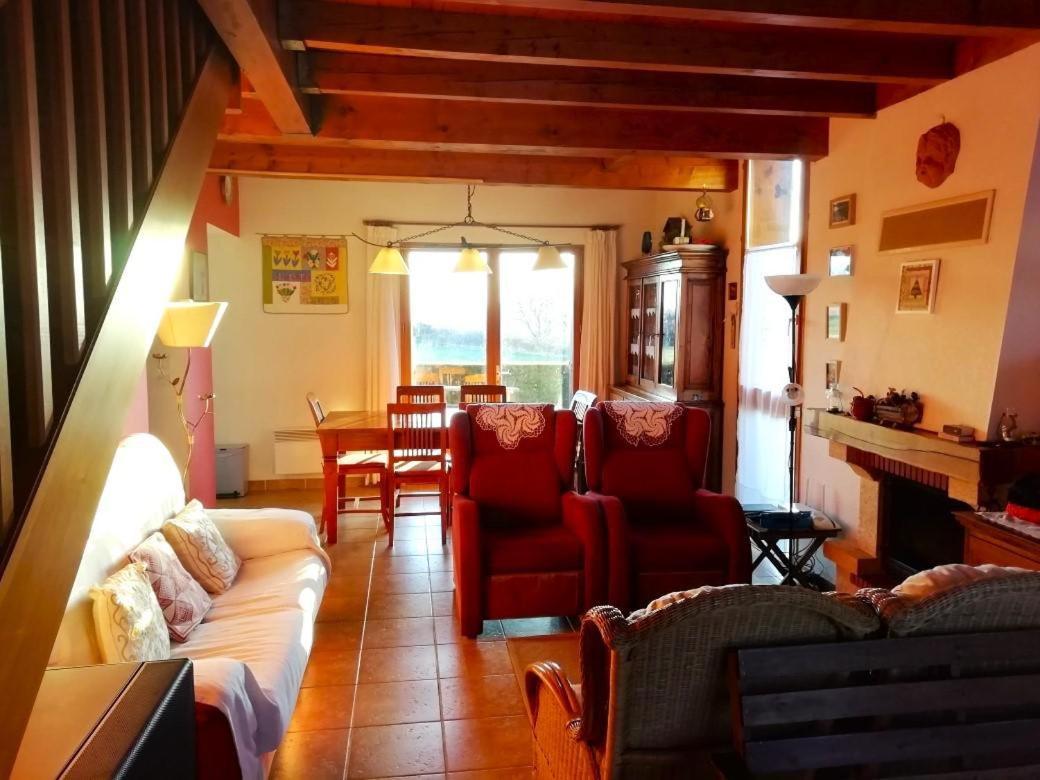 Casa Adosada Para Familias En Santa Leocadia Sainte-Leocadie Luaran gambar